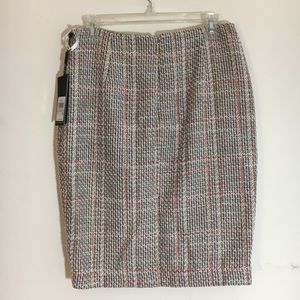 Karl Lagerfeld Paris